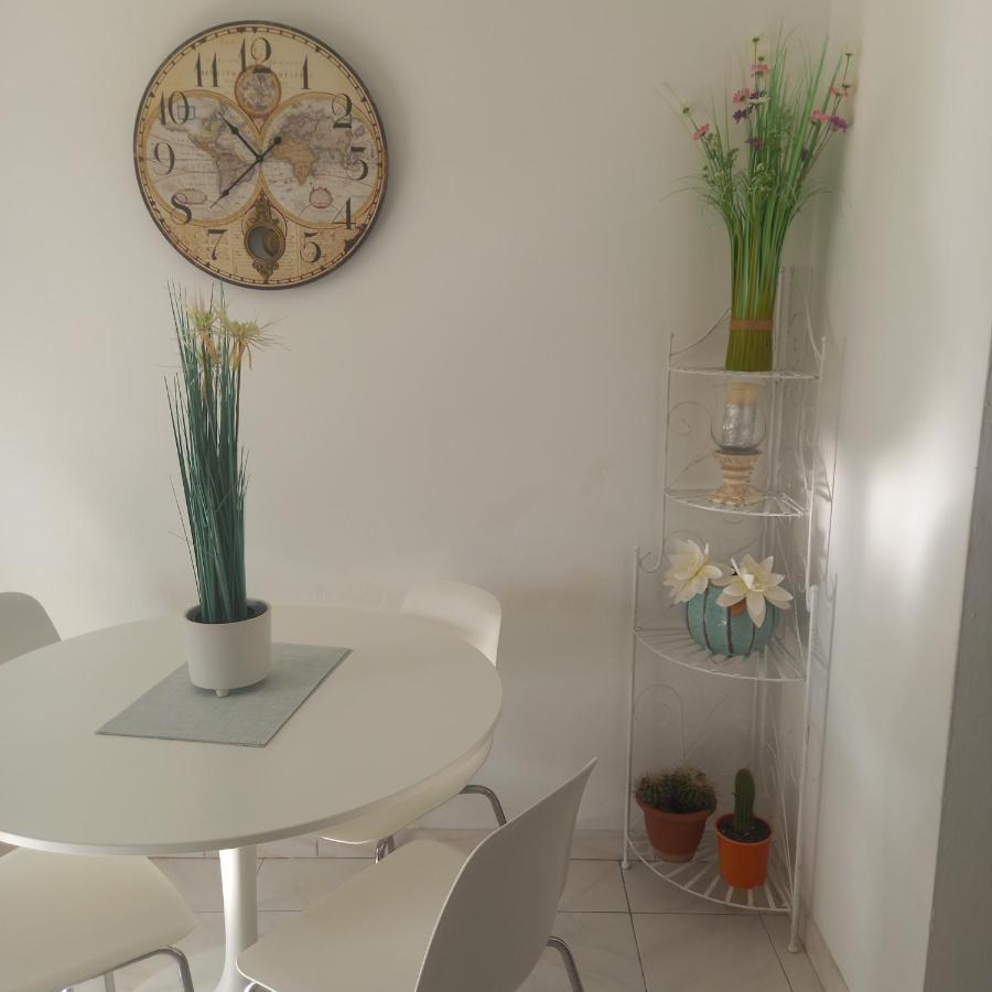 Beautiful Spacious 1-Bed Apartment With Aircon Пуерто-дель-Кармен Екстер'єр фото